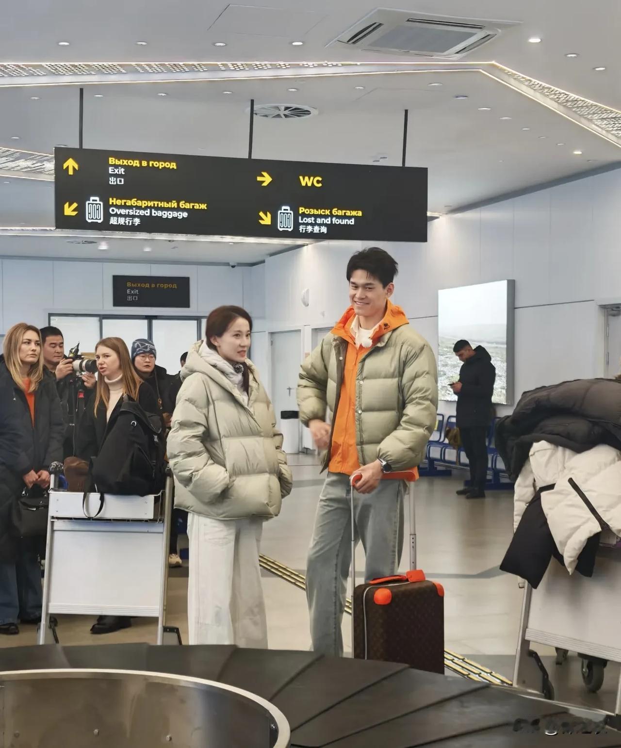 我觉得张豆豆不算高嫁。因为张豆豆样貌身材性格身份都很顶，她的条件什么男的都可以找