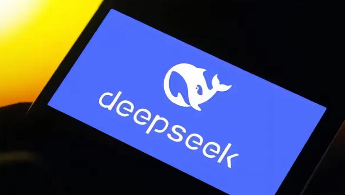 DeepSeek、Kimi火遍全球，日本那边先集体破防了！ 网上突然冒出来