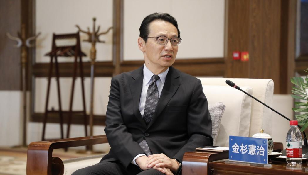 日本驻华大使26日齐聚北京。1月25日，日本视讯新闻网（NNN）爆出一条耐人寻