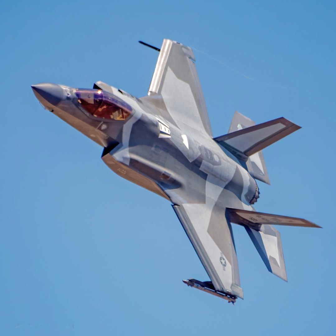 假想敌涂装F-35A​​​