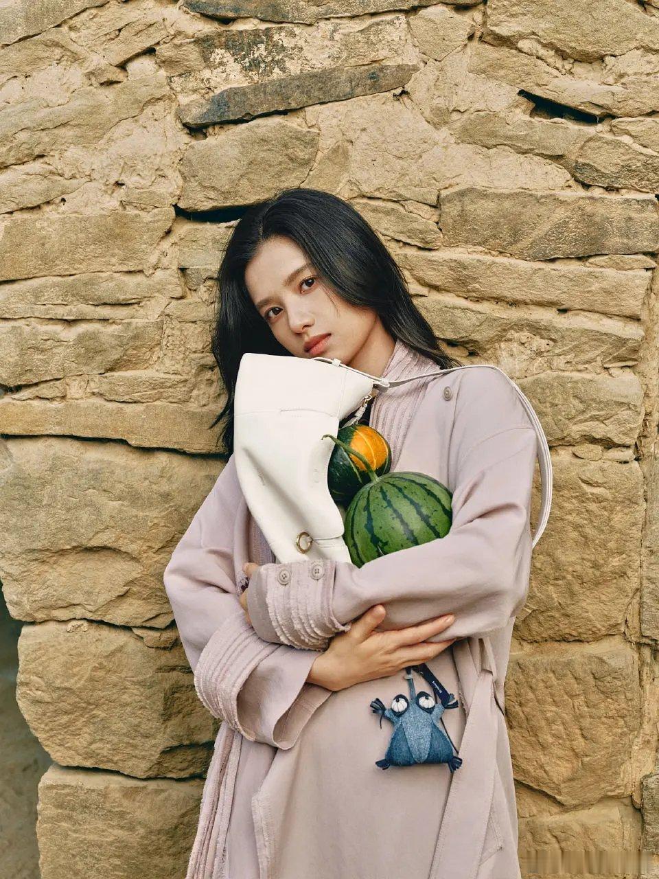 张婧仪x山下有松这个咖位适合嘛？