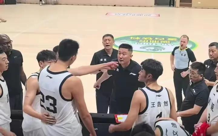 零零后整顿职场！[捂脸哭]这一幕确实非常罕见！徐昕居然敢这样怼杜峰！[捂脸哭][捂脸