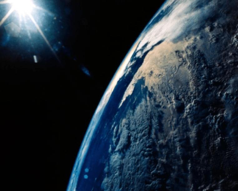 近日，外地网络疯传一则骇人听闻的传闻，称地球将于今年8月12日短暂“失去重力7秒