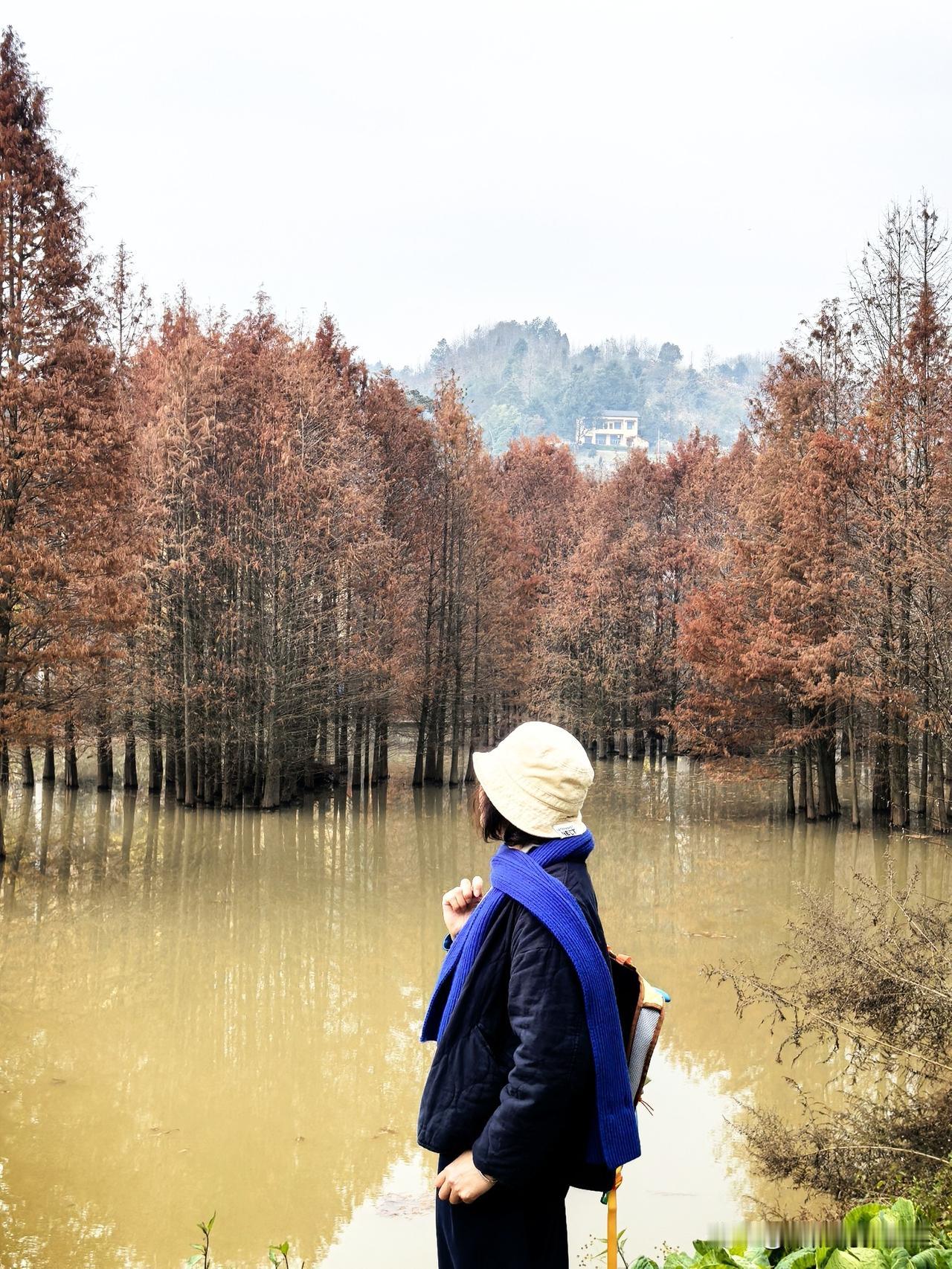 一个人旅行,你会约搭子吗?我会约搭子。每到周末，我便会把想去的地方发在群里，询