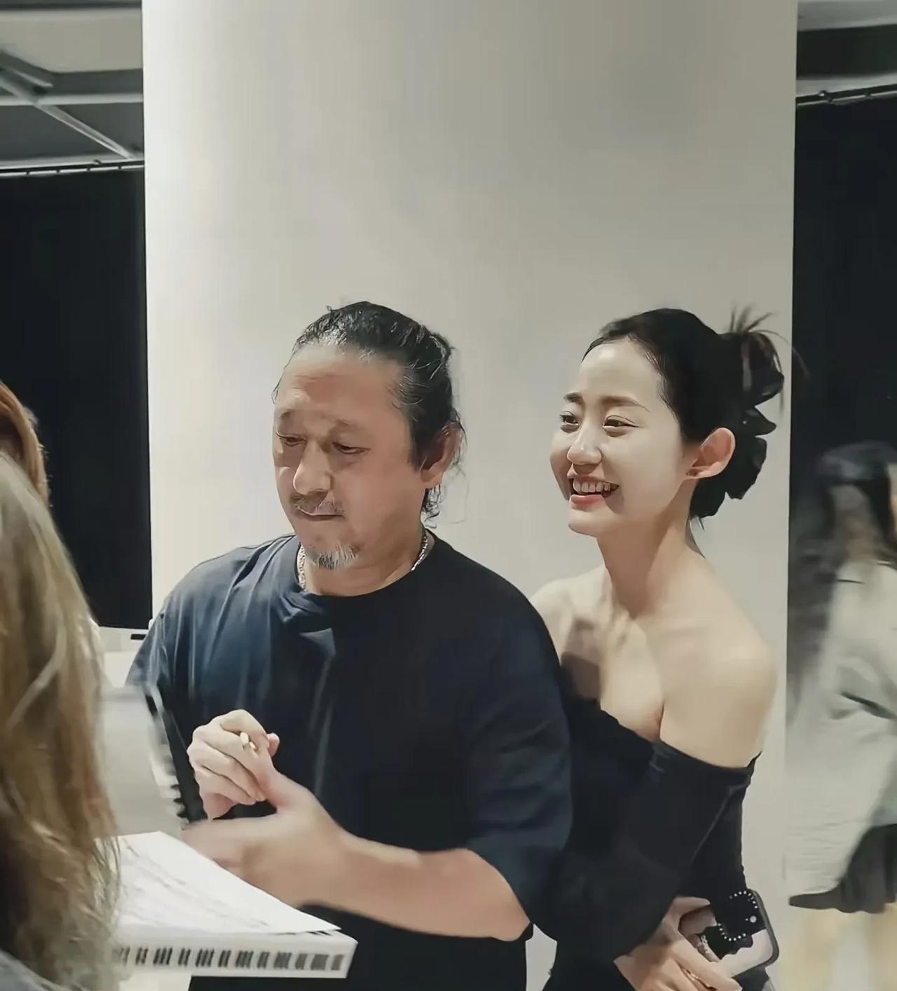 万千惠和三宝这段感情的矛盾，更多我倒感觉是三宝的不对，毕竟他年纪大，实力强，特