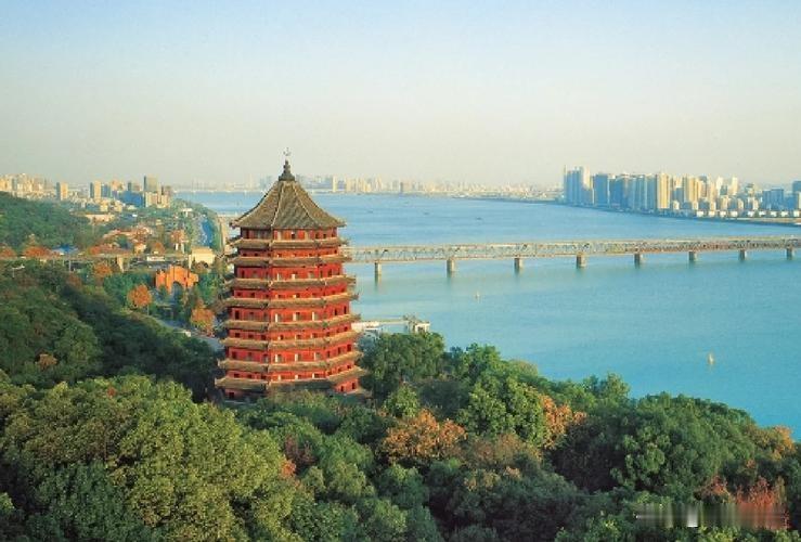 五赴杭州，一日一景，未尽江南皆是情杭州，这座被烟雨浸润、被诗意包裹的江南
