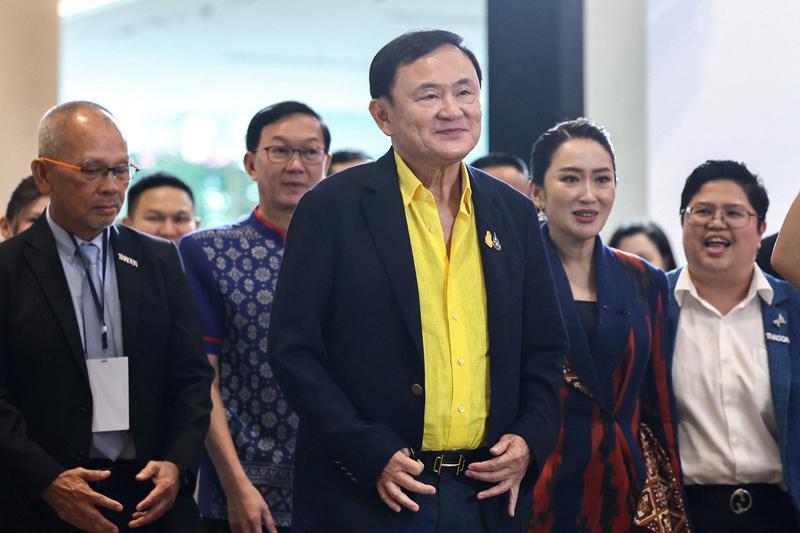 他信给泰国军方“雪中送炭”！自掏腰包捐赠了一批能识别地雷的无人机，一举帮军方解决