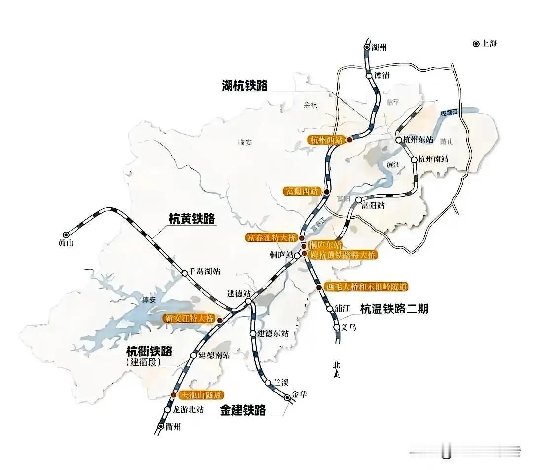 以前从来没觉得桐庐县会有多大的发展空间，桐庐县离杭州城区太远了，很难与杭州同城化