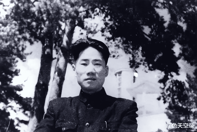 1950年,毛岸英提出想去38军当团长,军长<em>梁兴初</em>如何拒绝的?