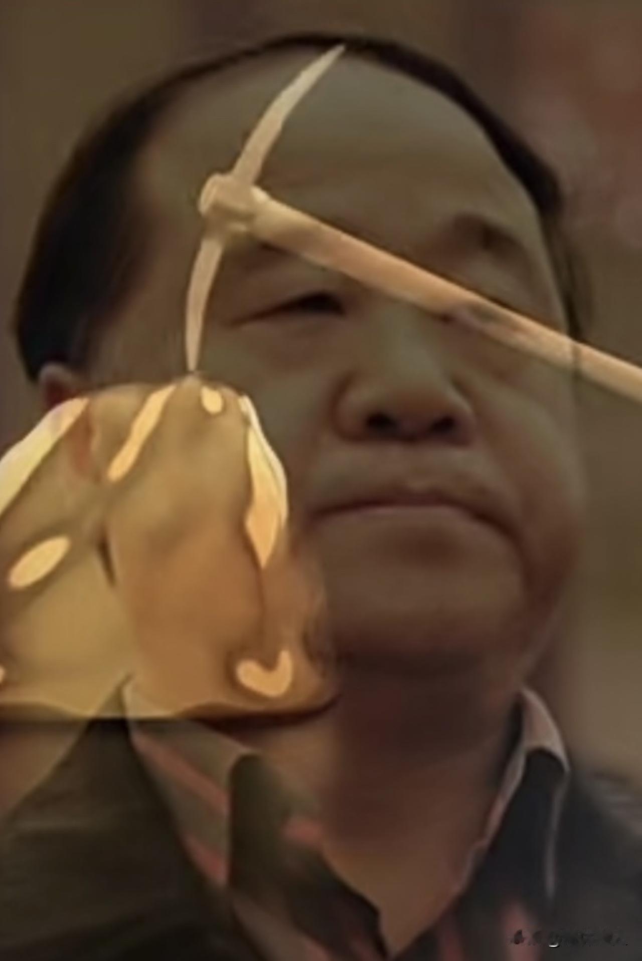 真正的思考，其实很难。网络的发达，更多的是传播着众生的“抱怨、不满、谎言或妄