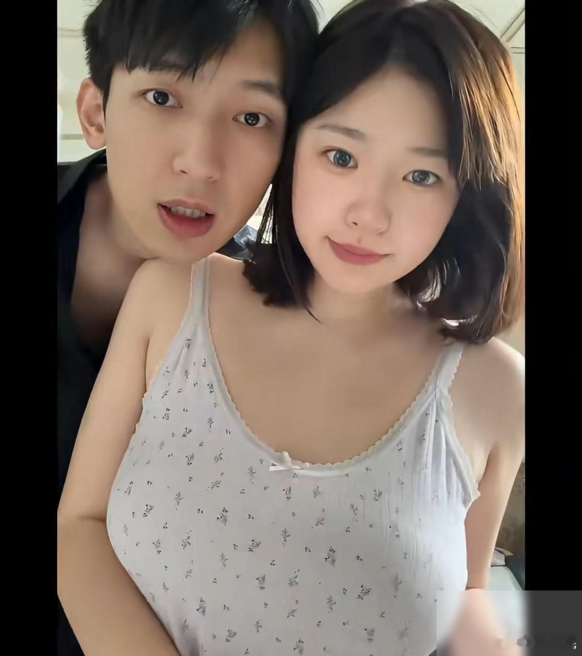 黄一鸣晒出和新男友同居视频，早上一醒来，男友就搂着她叫宝宝，这段画面一出来，大家
