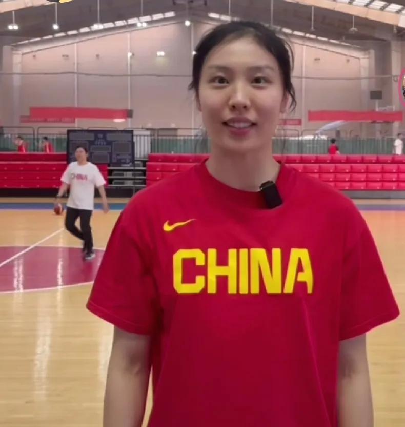 9月17至18日，中国女篮在西安陕西体育场将与来访的尤文图特队进行两场友谊赛。亚