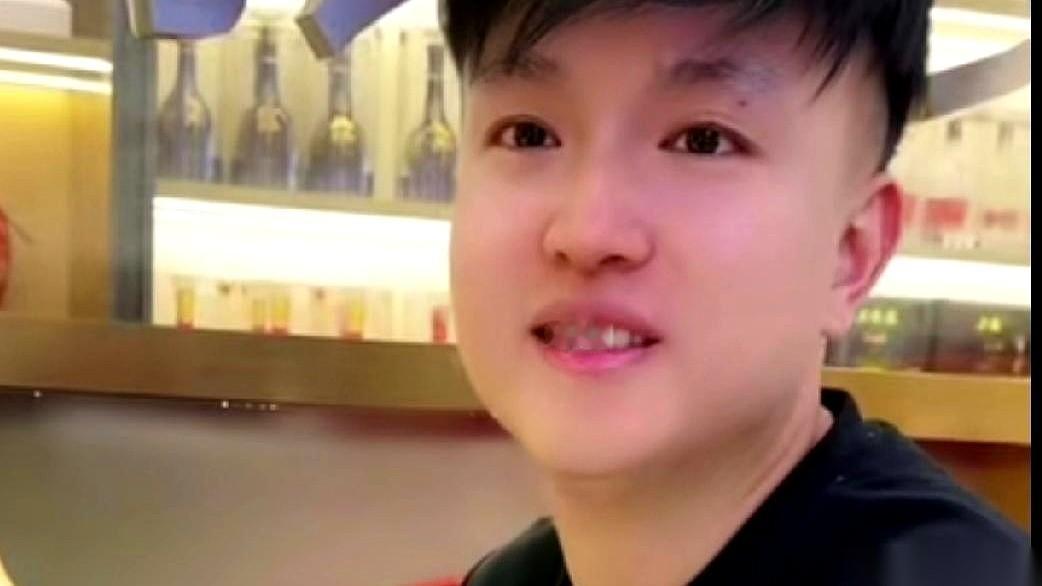 一场直播，挣够了在越南买地盖房的钱。真的，就一场。很多人看直播带货，就看个热