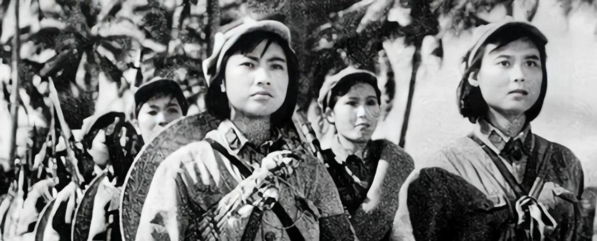 1950年，在甘肃，解放军抓到了一个女匪首，女匪首被俘时，神色淡然，随即语出惊人