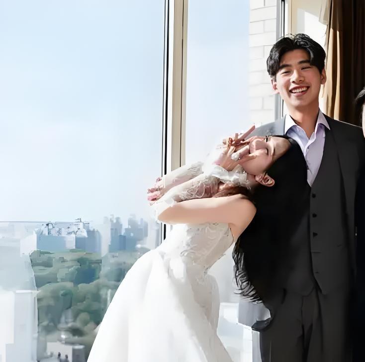 辛奇隆胜出皆因奉子成婚，窦骁差的就是一个孩子傍身[狗头]。好，毒还是网友嘴毒[偷