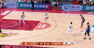 浙江应该赢球，宏远自大轻敌，会算计比三分球更拉风广东最后时刻被约克三分球绝