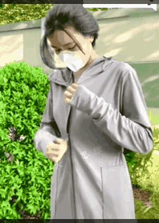 准备拍段子，这身衣服还可以吧！