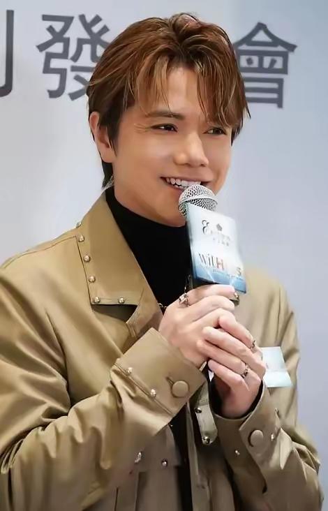 想来大陆探路，想来大陆洗白？你那点智商也想来糊弄我们广大网友？快回去蹲着吧！