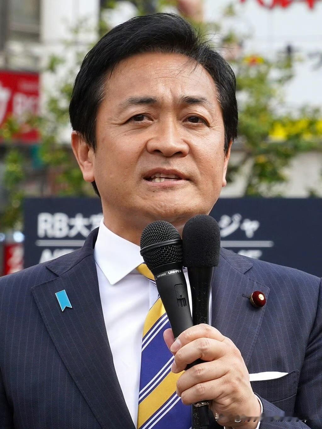 原以为这棵早苗生菜的问题会出在保质期，想不到是生产日期……由于公明党与自民党散伙