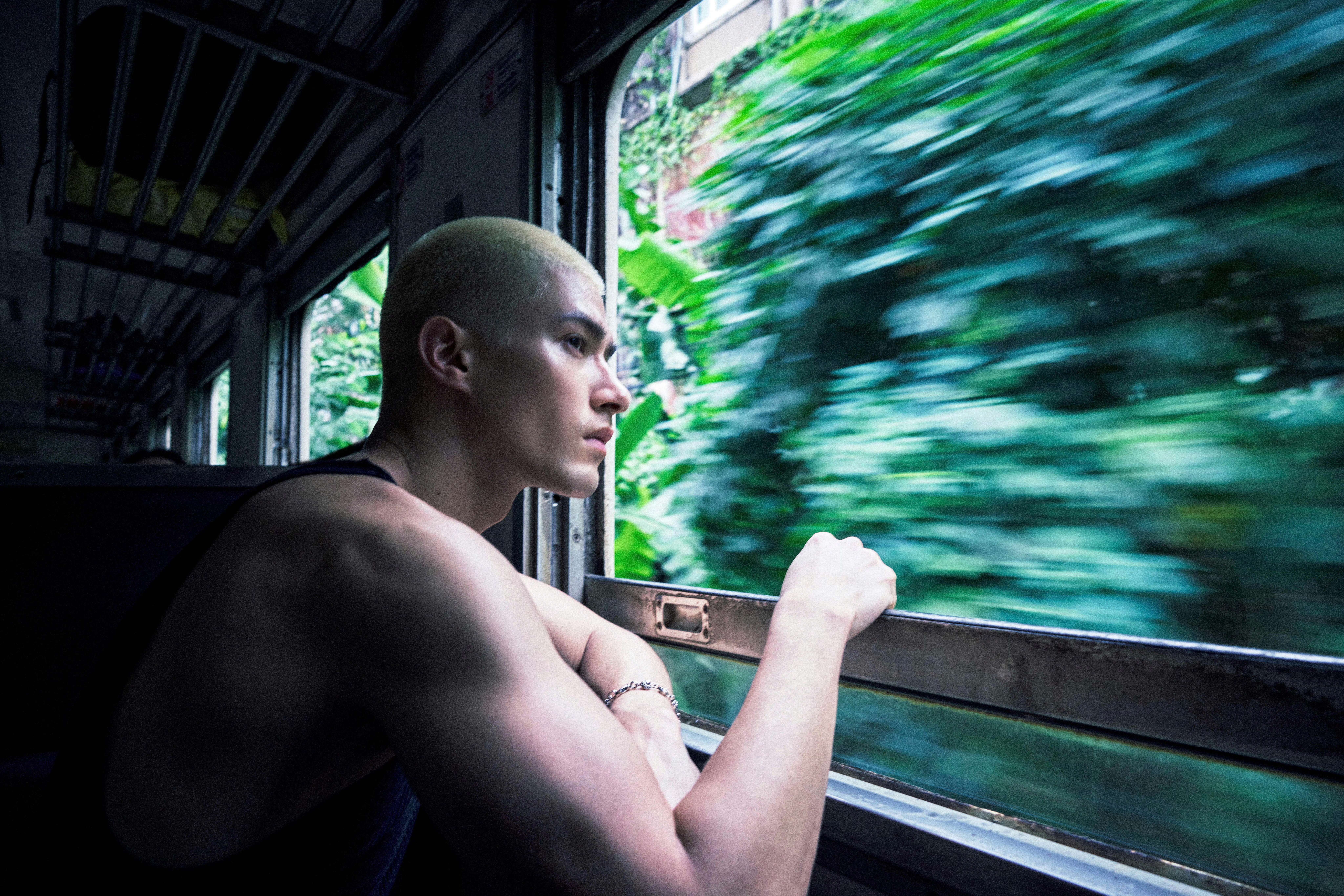 米卡黑背心卡好帅好帅​​​