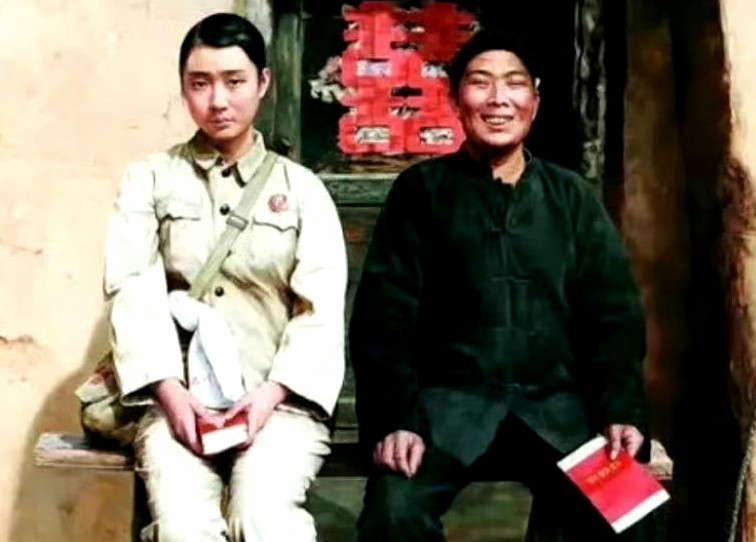 一九六九年，一下乡女知青与当地农民的结婚照！