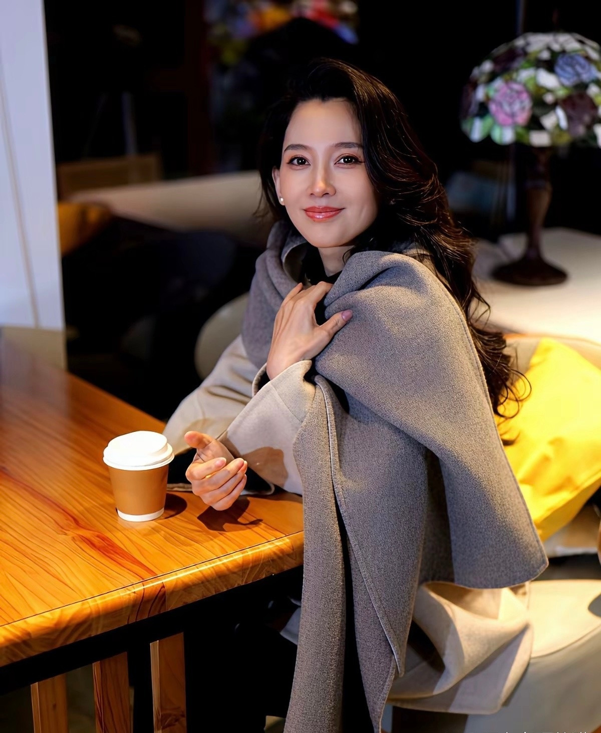 曝汪峰女儿小苹果身高1.78米汪峰说，跟章子怡那8年，感觉像穿着铠甲睡觉。这话一