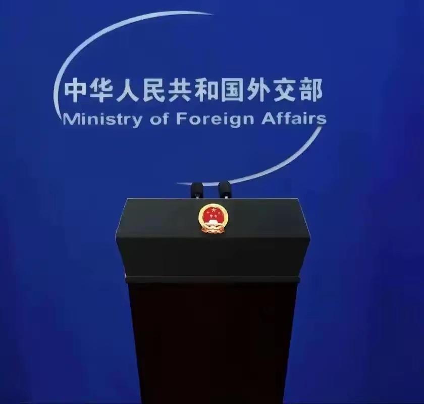 我是一个擅长写【自媒体文章】的专业作者。就在刚刚，中美关系迎来重磅新定位，彻底
