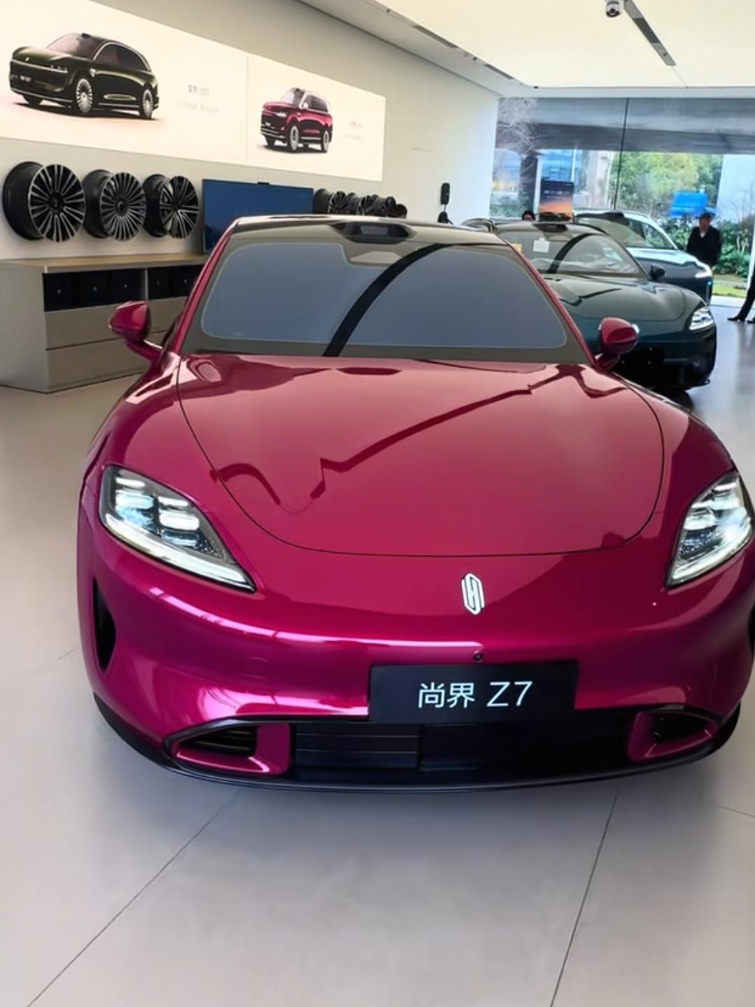 尚界Z7发布之后热度太高了。主要就是这台车颜值是真漂亮，轿跑造型运动感拉满。不过