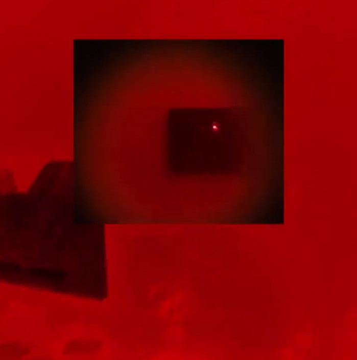 出门住酒店，担心被偷拍？用你手里的iPhone就能快速排查！这几招学起来：🌟