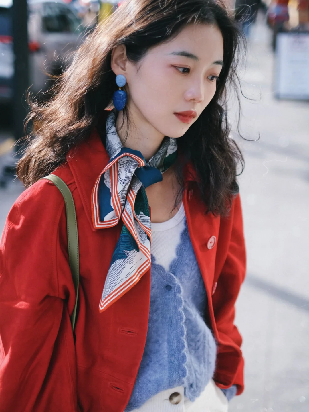 Sézane 红蓝配｜时髦过年的色彩解药！