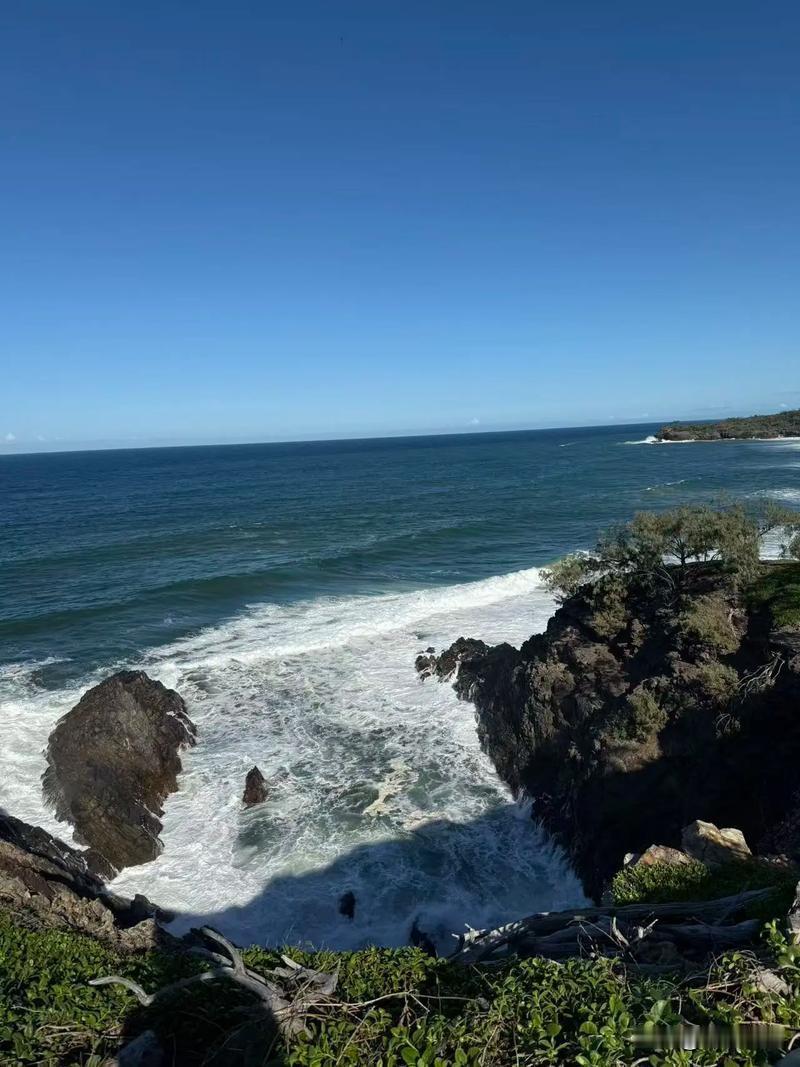 台湾名嘴唐湘龙表示，日本、菲律宾、越南等国与中国产生矛盾时，中国不会紧盯这些国家