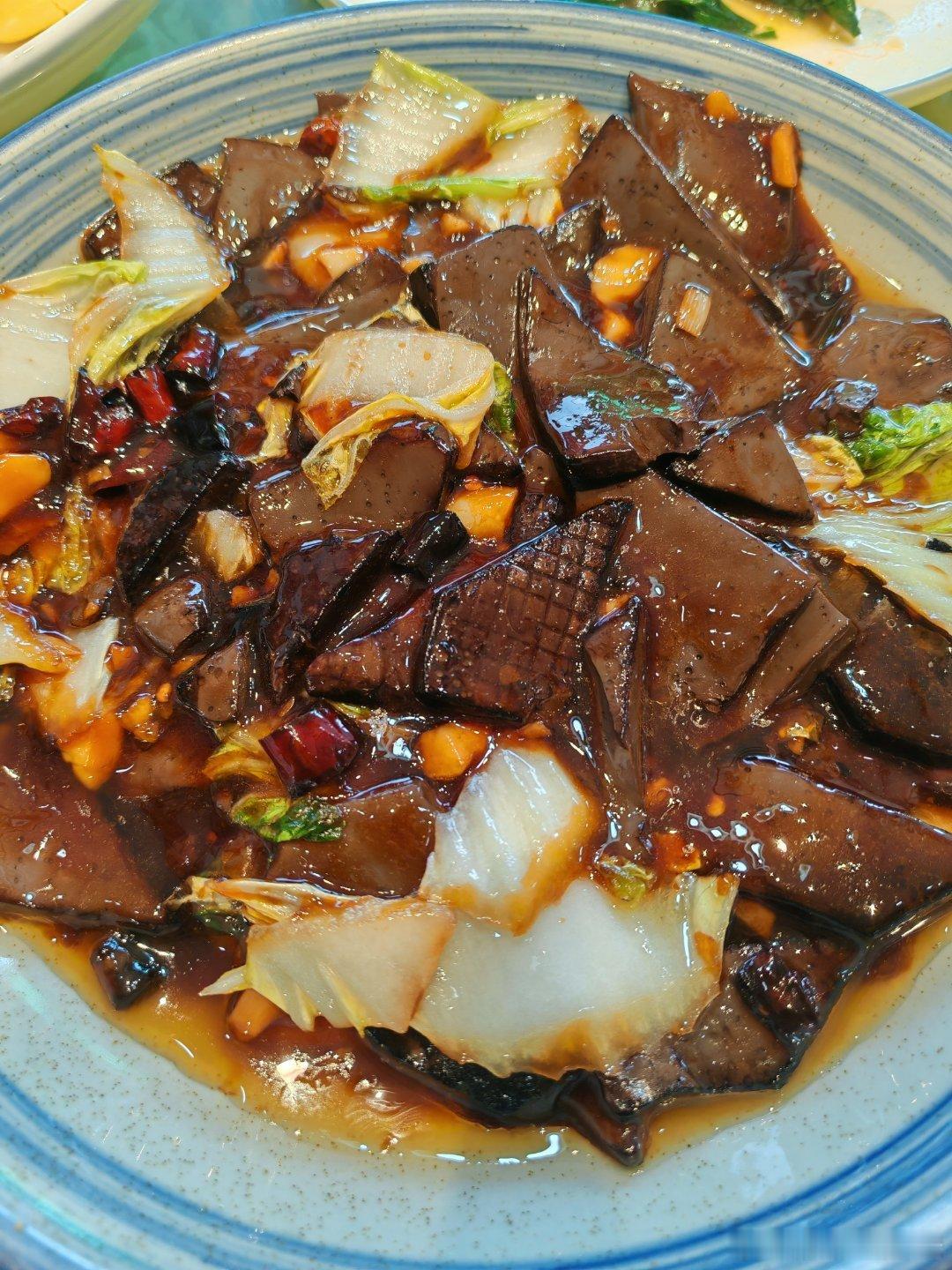 这个菜特别好吃。