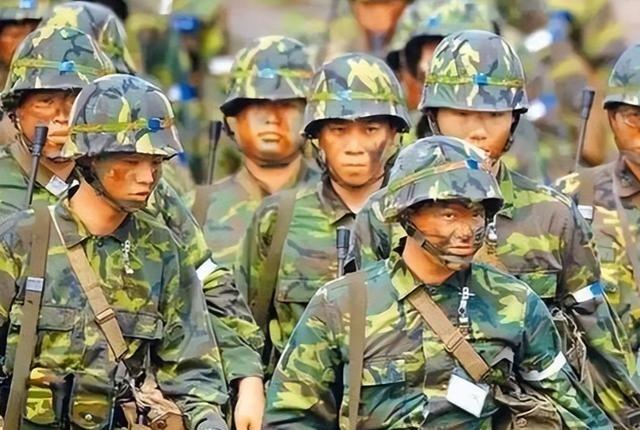 台军将士将面临的尴尬：若你抵抗人民解放军收复台湾，被打死了你算谁家的烈士？