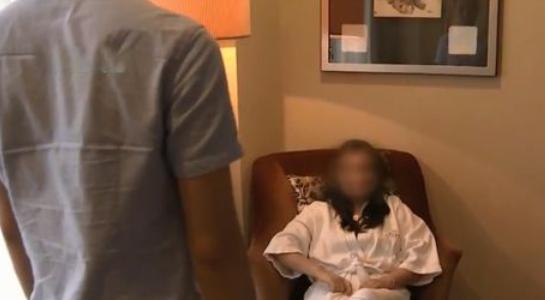 21年湖南长沙，一50岁富婆到KTV唱歌，与27岁男公关发生了关系。事后富婆看上