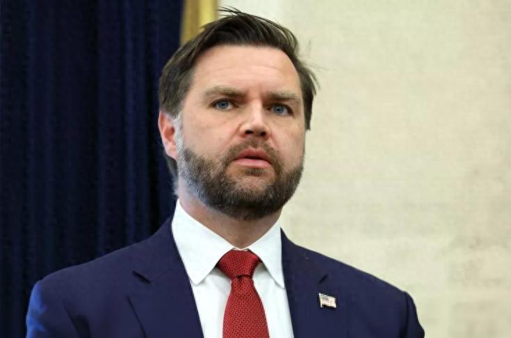 万斯：为什么乌克兰和俄罗斯不停止互相残杀，转而开展贸易？近期，美国副总统万斯