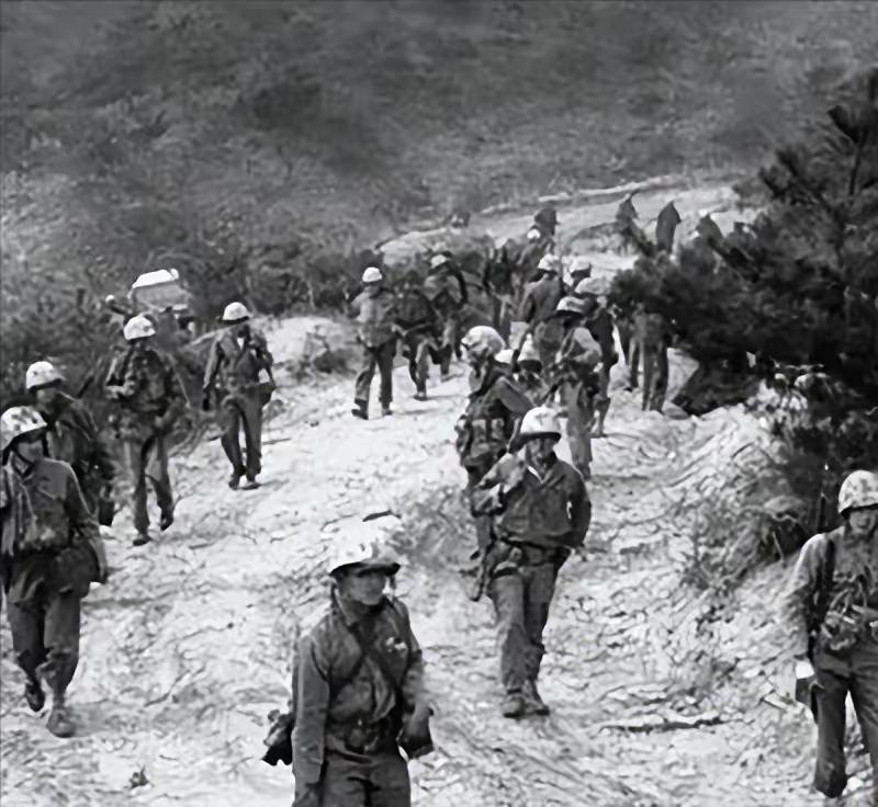 王牌师的覆灭！1950年美军骑一师轻敌冒进，被志愿军深夜围歼1950年11