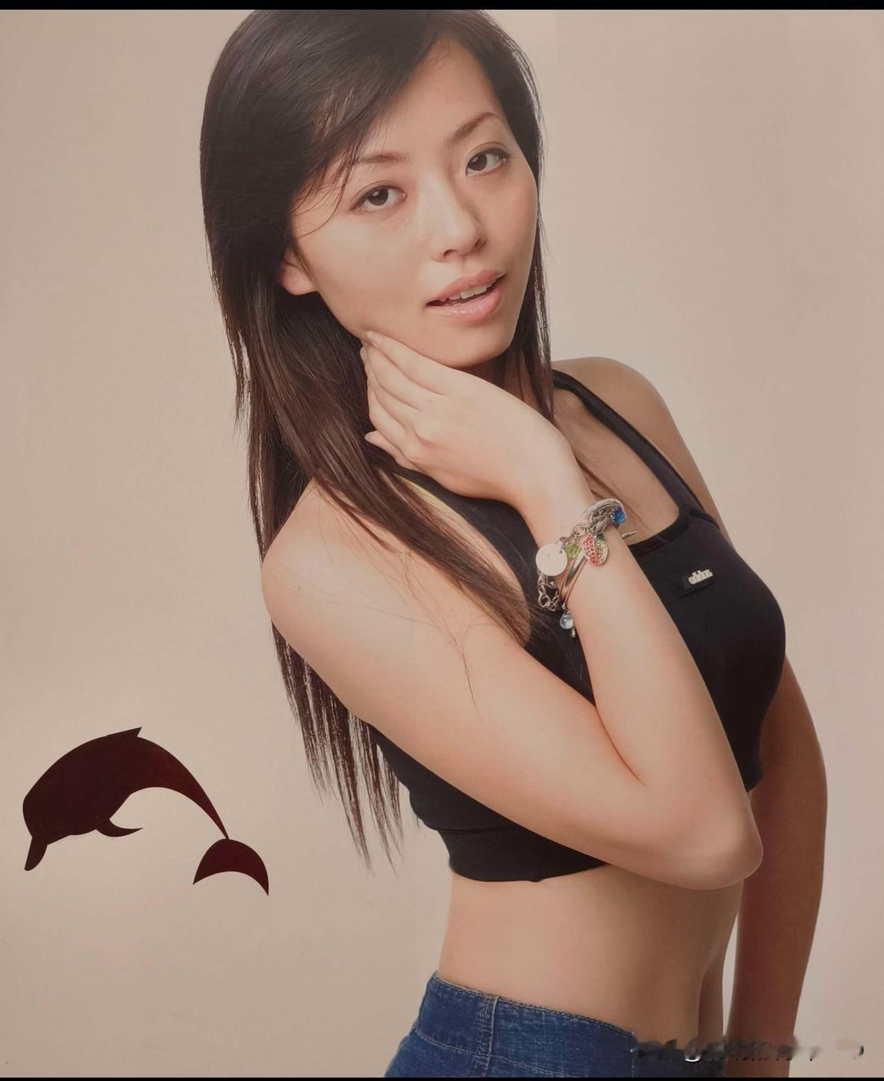 张靓颖超女时期旧图，芳华芳年，魅力无限