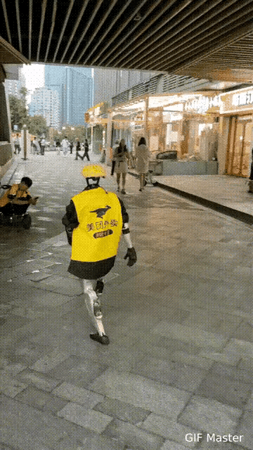 真有那么一天，对一千多万外卖员将是一场噩梦！机器人应该代替人去工厂工地里的危险岗