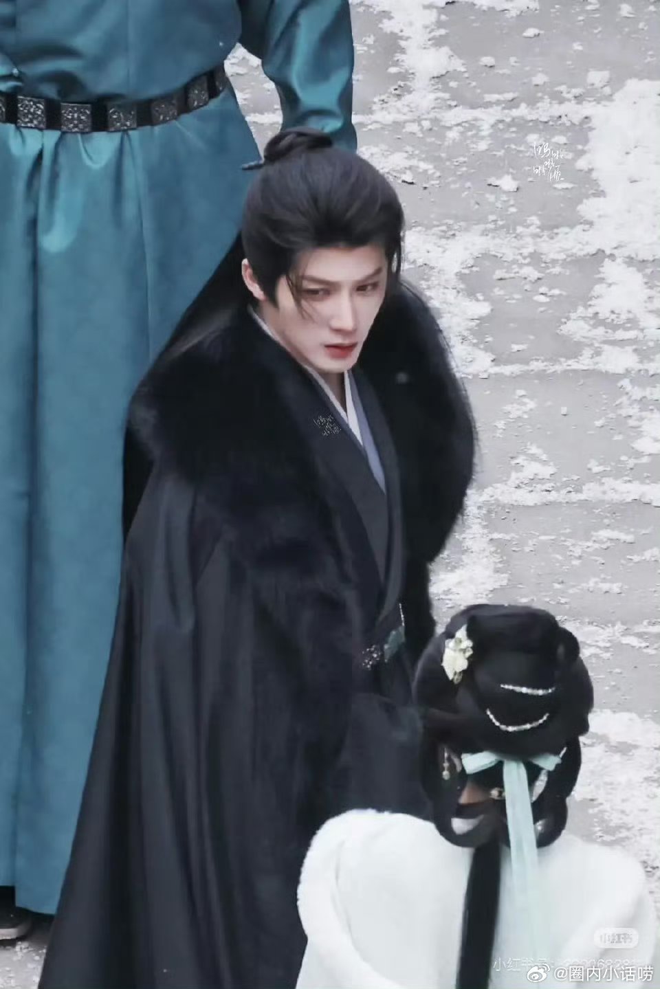 不同舟渡男二能掀桌男主檀健次吗？90年身高174男一，03年身高182男二