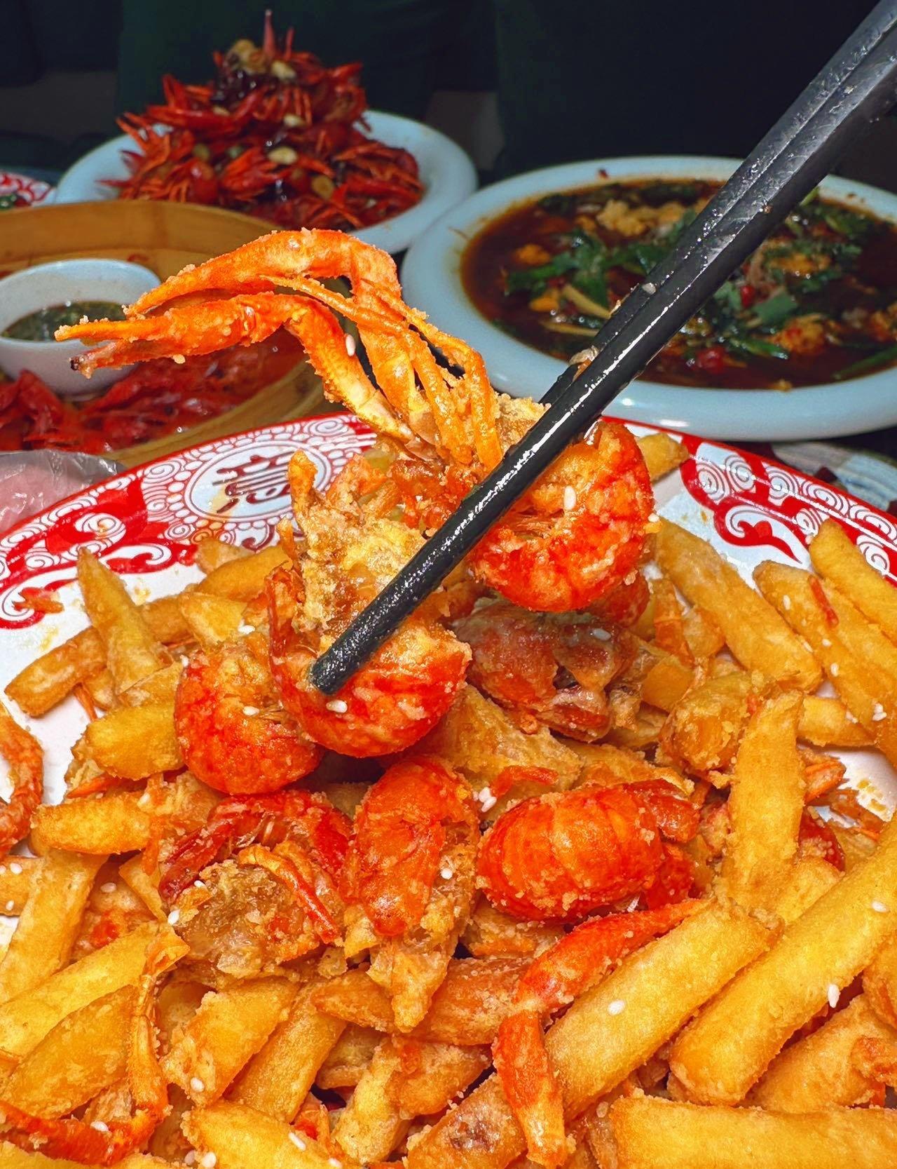 被同事推荐的这家～杨先生有间虾店硬控了！这老板真是个讲究人，每只虾都手洗六遍以