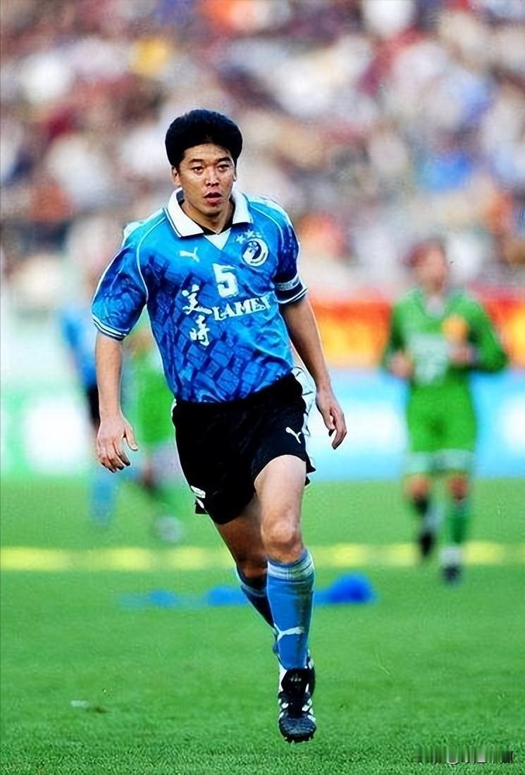 徐弘：这次接受采访，听说记者从哈尔滨特意过来，挺辛苦的，心里也挺感慨的。我现在是