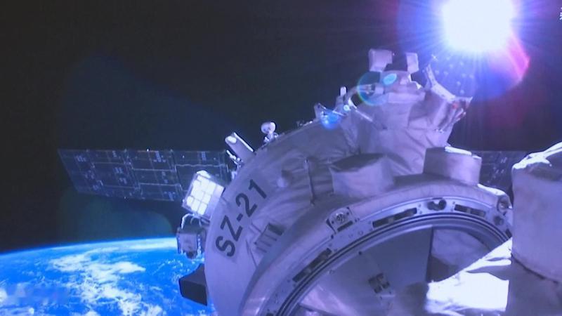 2025年11月，神舟二十号乘组返回途中遇意外，仅9天就完成太空换船救援，这速度