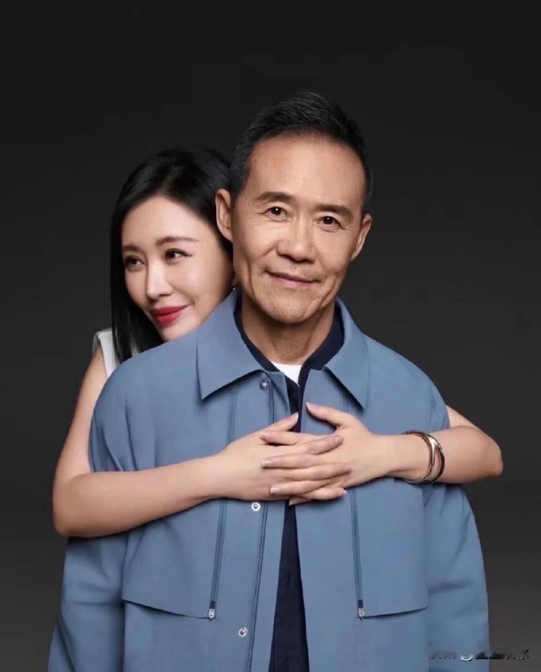 王石错就错在太托举田朴珺了，陷入真爱的男人一样会昏头。当时EMBA班的很多商人对