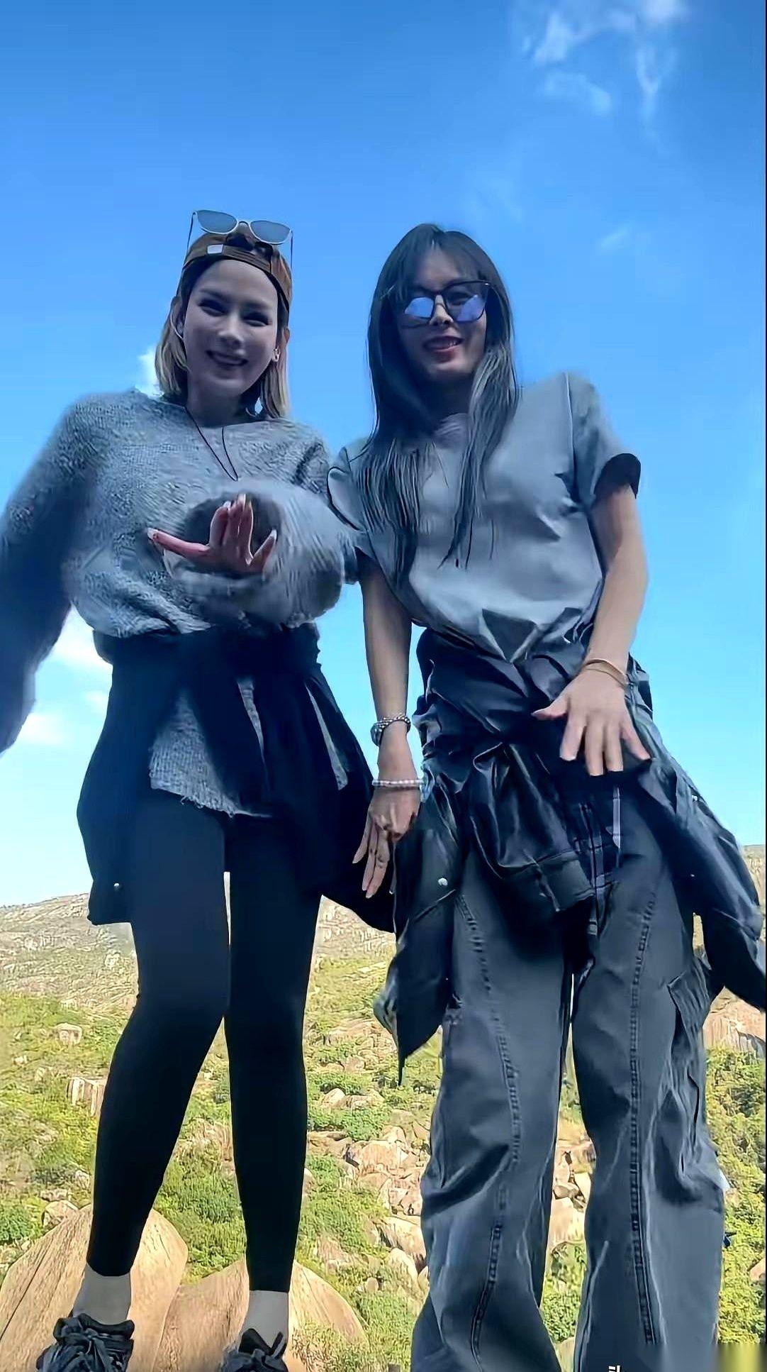 “爸妈付出那么多都是成本。”就这一句话，我给听愣了。亲情，居然是用“成本”来