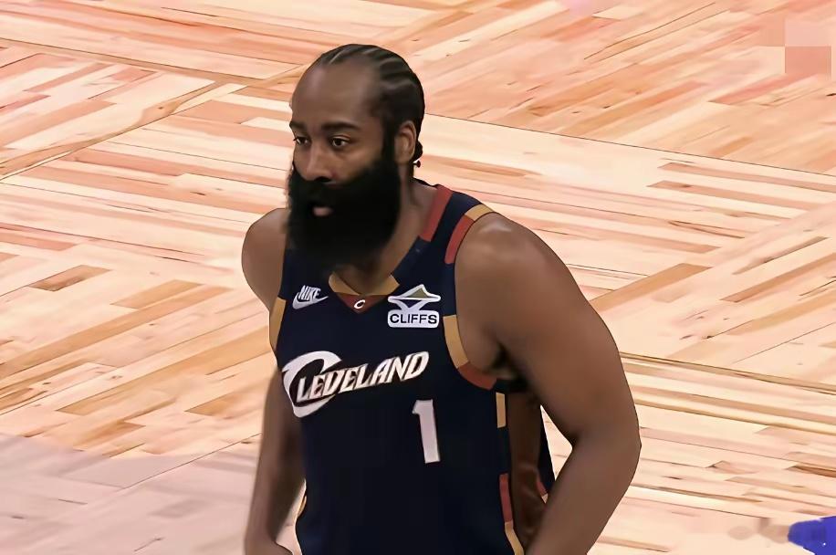 终究是陪太子读书的命，骑士赛季末原形毕露，大比分输给魔术。两个季后赛常掉链子的球