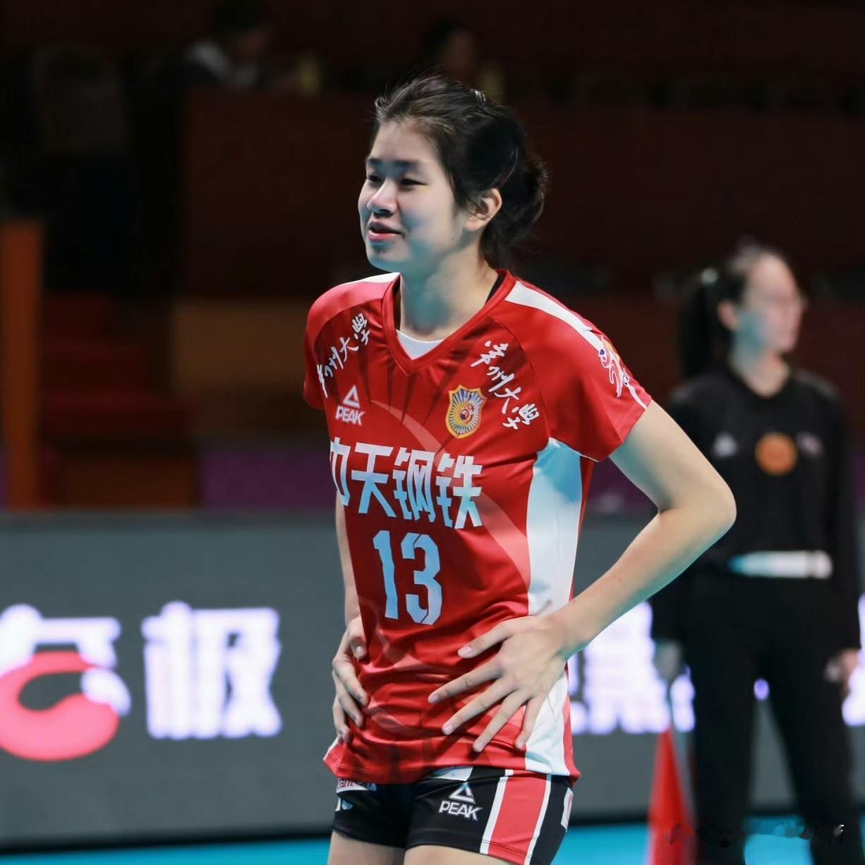 江苏女排最大收获是杨佳。江苏队虽然1-3上海输掉比赛，但是杨佳在三号位表现强势，