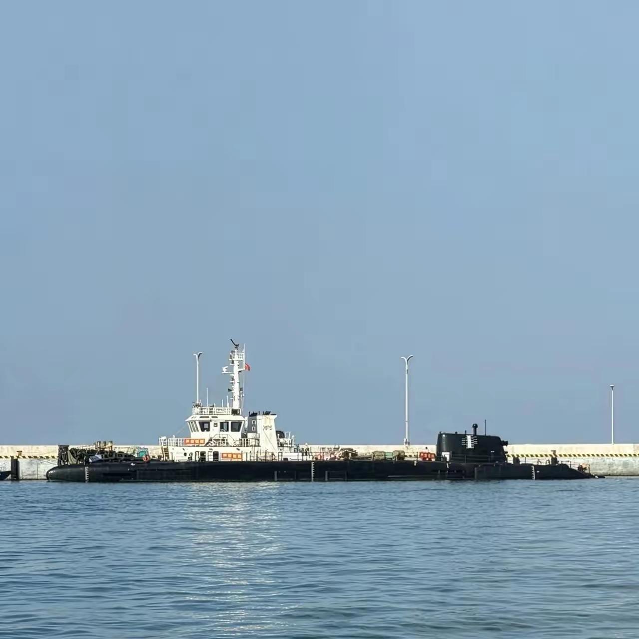 水下武库舰真的来临，之前只听说在南边建造并有效果图，而现在看到了实体真的被震撼到