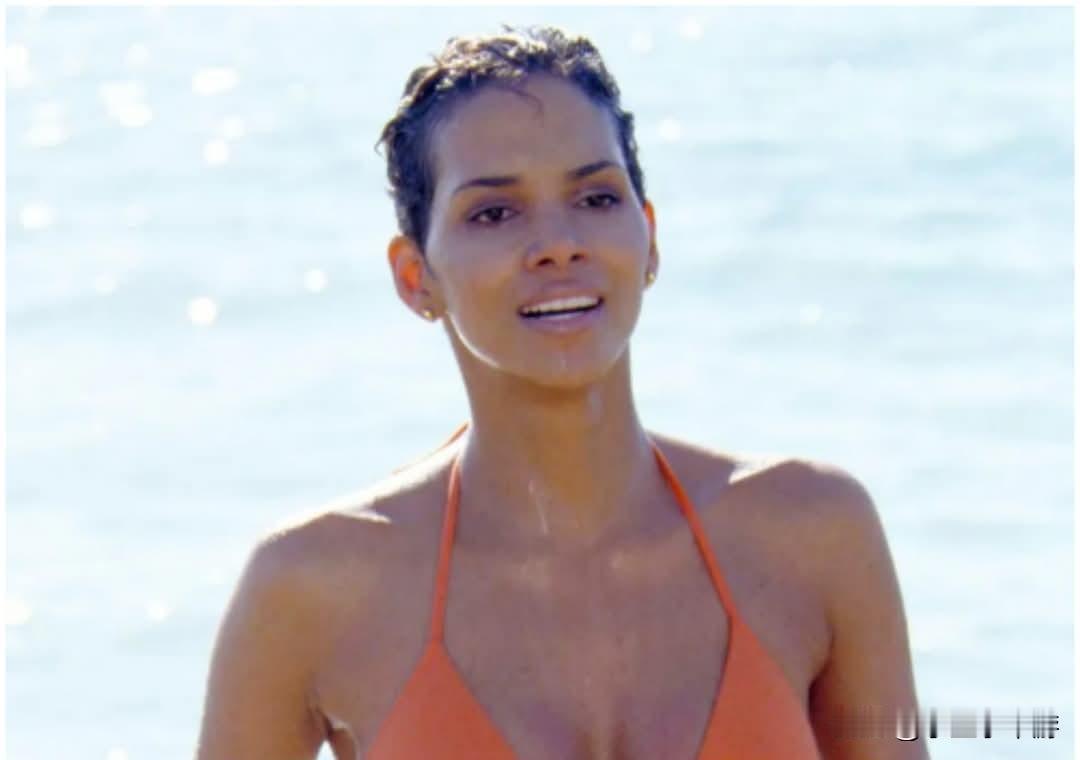 哈莉·贝瑞证实：24年前《择日而亡》橙色比基尼仍收藏在家中好莱坞影星哈莉