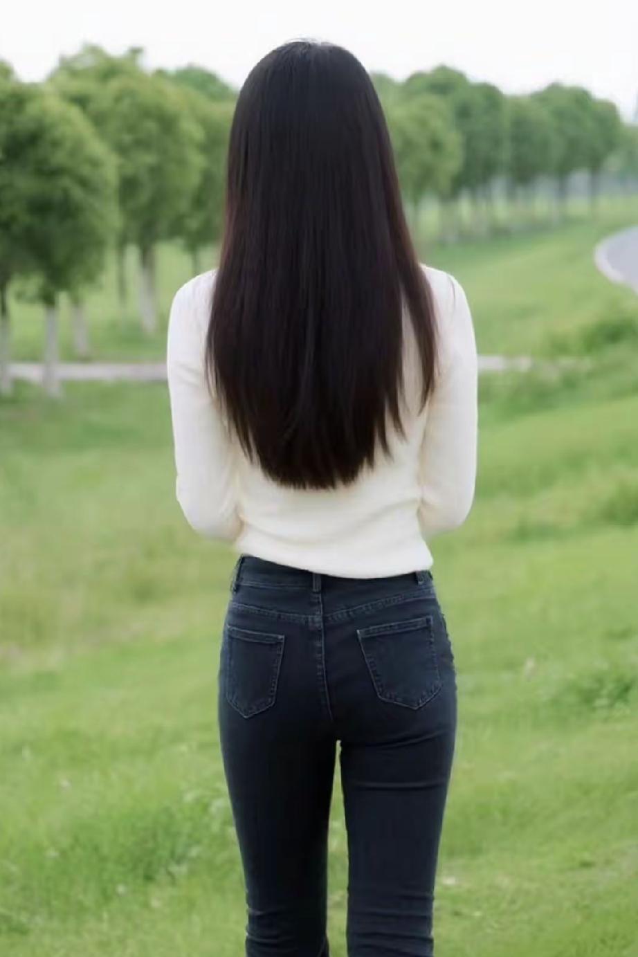 人越成熟，越懂得通透处世：圈子不同，不必强融；人心不同，不必强求。年少时，