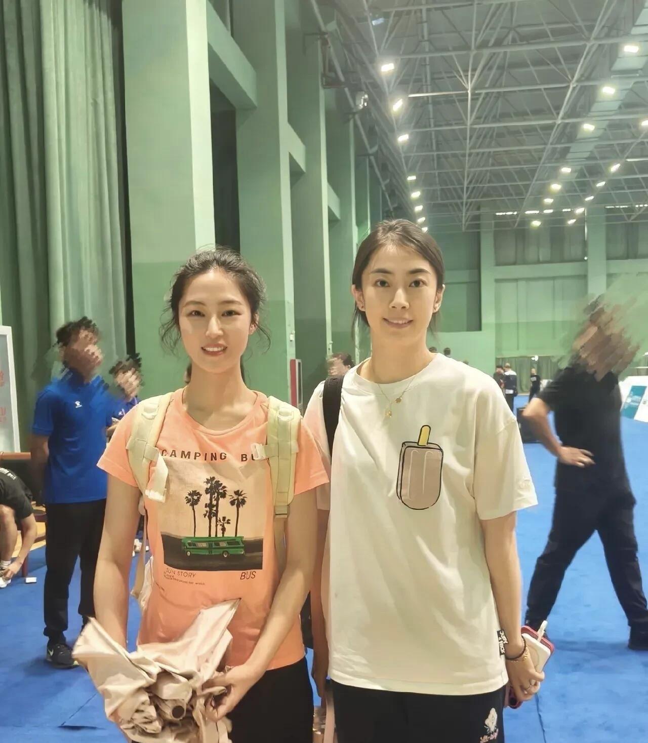 退役之后的王适娴比林丹老婆好看多了，没有发福，气质那么好。她是属于天生丽质的运动
